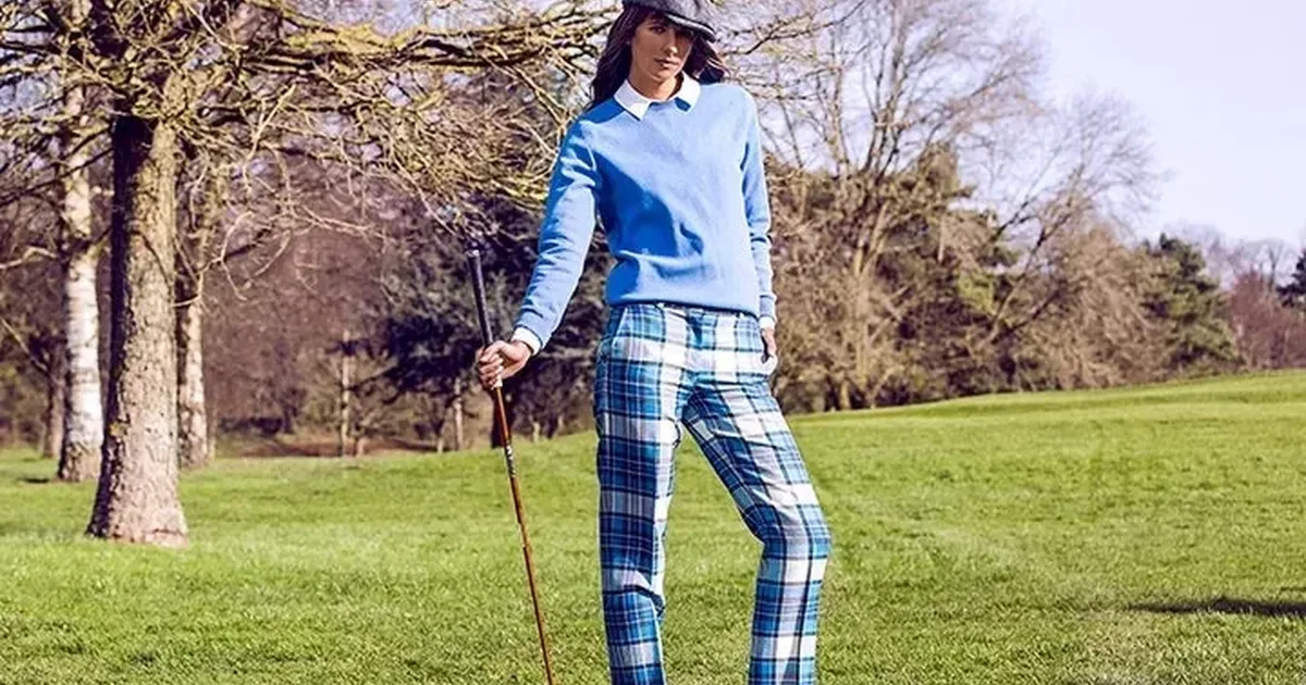 Vetements de golf pour femmes sale
