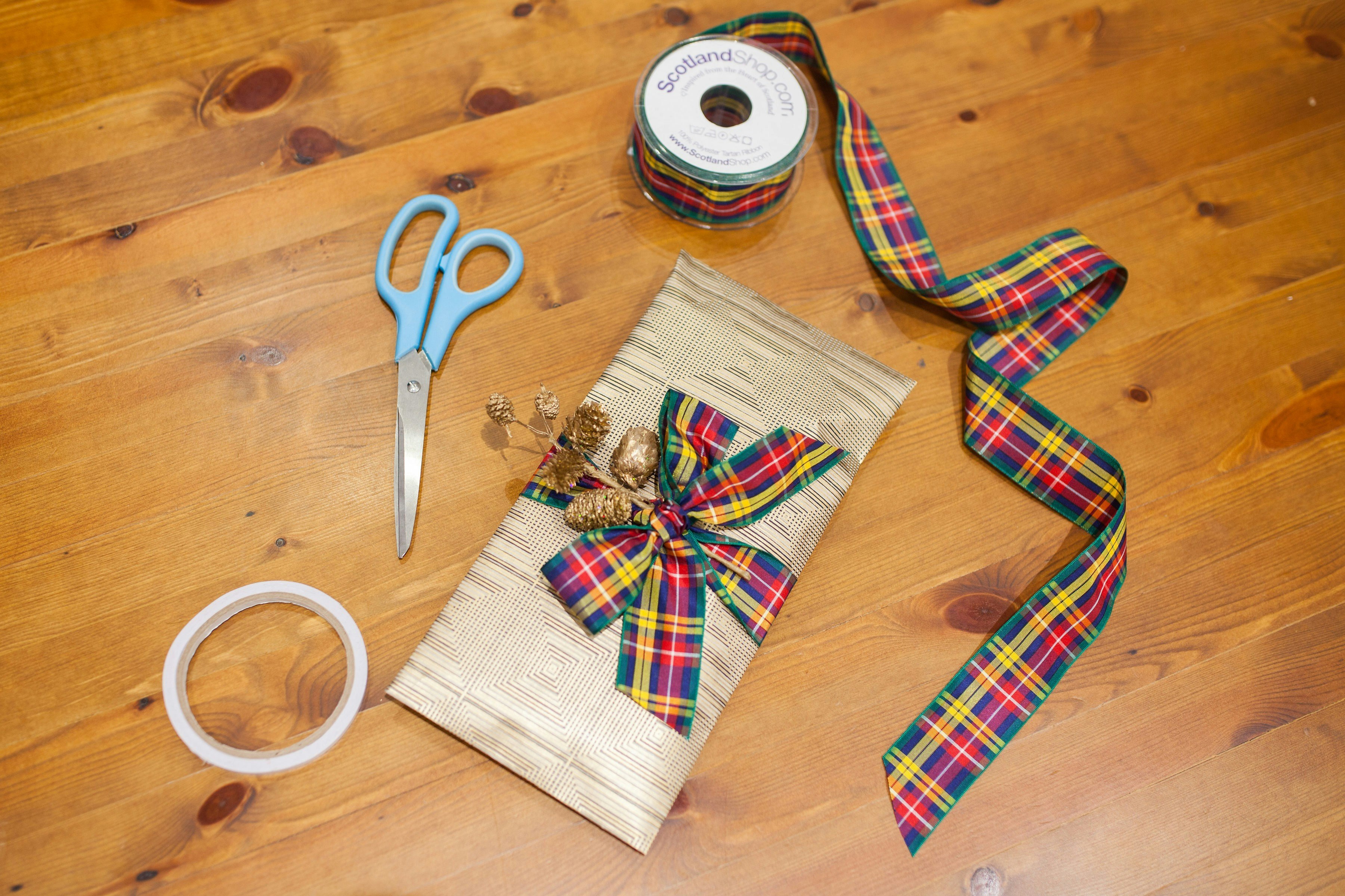 Tartan ribbon giftwrap Tartan ribbon giftwrap